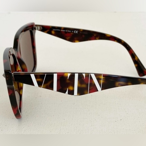 VALENTINO GARAVANI Logo Women’s 55mm Cat Eye Sunglasses In Red Havana NEW in Box - Picture 6 of 12